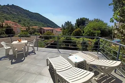 Image de Agréable appartement 2br avec immense terrasse et vue panoramique