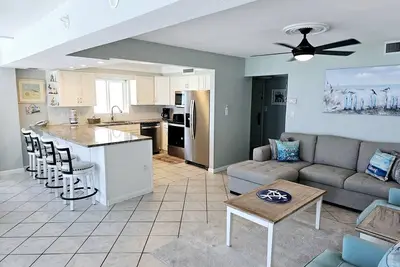 Image de Shoreline Towers Unité 1051 - Spacieux trois chambres face à la plage condo! !