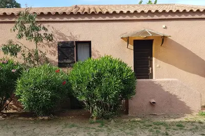 Image de A 700 m à pieds de la plage de St cyprien, charmante petite villa
