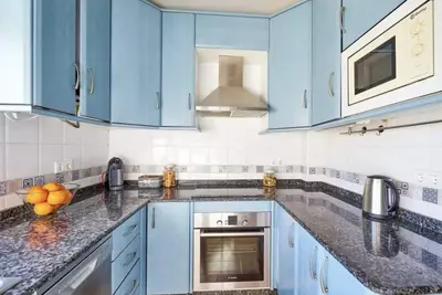 Picasso 1 (50 mètres plage) + parking et wifi