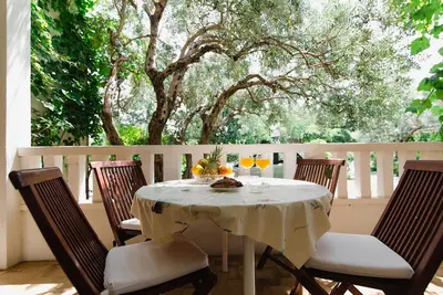 Image de Appartement de deux chambres avec la terrasse Duce, Omis (A-2773-a)