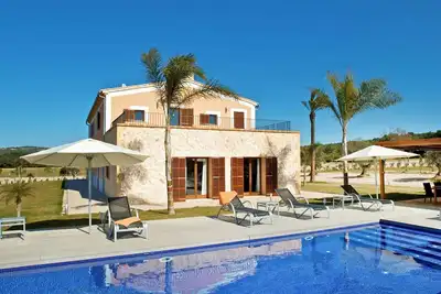 Image de 780533 maison de campagne de luxe avec 7 suites (numéro de licence 13/2012 / Vt) - 780533 maison de campagne de luxe avec 7 suites