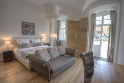 Image de Appartement rez de chaussée avec 2 chambres et 2 salles de bains