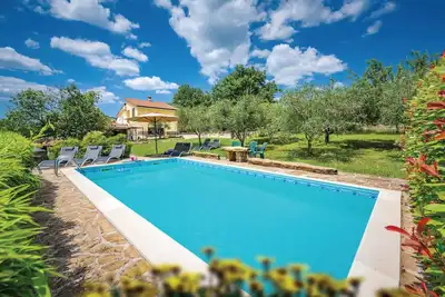 Image de Superbe maison de 4 chambres à Groznjan