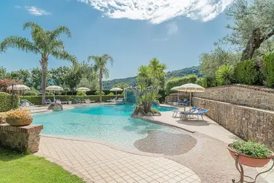 Image de Villa Rosi - Appartement de deux pièces avec piscine