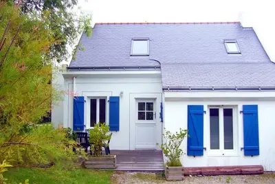 Image de Maison indépendante 2 chambres avec jardin, proche plage et centre, calme, animaux acceptés
