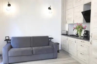 Image de Nice Center Flat - Appartement 2 Pièces avec balcon Rénové au cœur de la ville