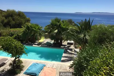 Image de Grande villa vue mer piscine chauffée