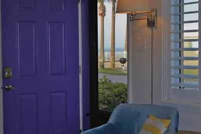 Image de 1br / 1ba, 4 couchages! Service de plage gratuit inclus avec votre location!