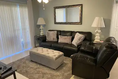 Image de Water Front - 1 chambre avec une tanière et 1 salle de bain