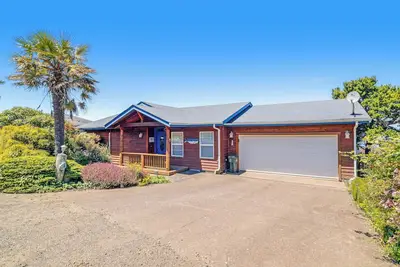 Image de Blowhole Bungalow - Confortable Yachats Accueil