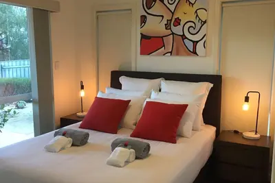 Image de Lyreen's Apartment B&B