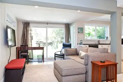 Image de Charmant, moderne, privé apt dans le quartier familial Inner Richmond; près de Gg Park.