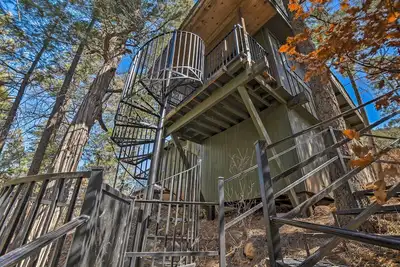 Image de Cabine unique avec vues Mtn-étapes de la rivière Jemez!