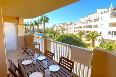 Image de Bright and spacious apartment in Tomás Maestre