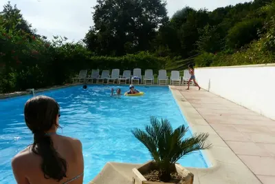 Image de Chalets Vacances  Avec Piscine Un Vrai  Havre  De Paix