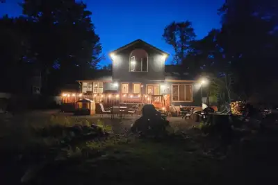 Image de Retraite de vacances au lac Arrowhead Ă pied de Gamelands