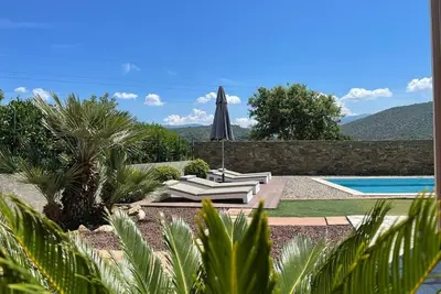 Image de Villa moderne avec piscine chauffée à 5 min en voiture des plages et St Florent