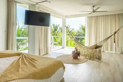 Image de 2br Villa piscine privée + kayaks et paddle boards