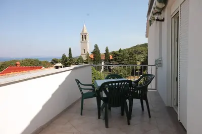 Image de Garçonnière avec la terrasse et la vue sur le mer Bozava, Dugi otok (As-8100-a)