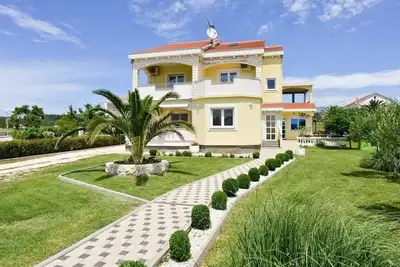 Image de Appartement d'une chambre avec la terrasse et la vue sur le mer Ljubac, Zadar (A-6244-a)