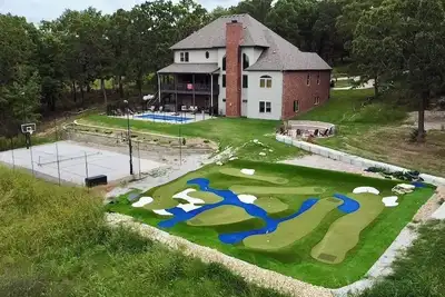 Image de Tour de luxe Lodge-sur 5 acres-quelques minutes de 76 Strip