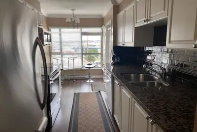Corporate ; relocating to North Vancouver, business stays, pet friendly ;