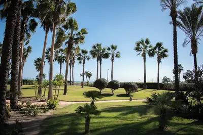 Image de Offre Dans Le Mois De L'Appartement De Septembre Dans La PREMIÈRE Ligne De La Plage
