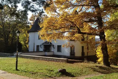 Image de Villa Warzenburg, appartement 3 avec vue sur la promenade du spa et la forêt, incl. Fi