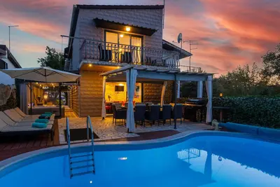 Image de Belle maison à Vantacici avec sauna