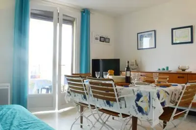 Image de Appartement 3 pièces avec balcon, 150m de la plage, 6 couchages, Narbonne Plage