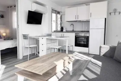 Image de Appartement avec terrasse à deux pas de la plage