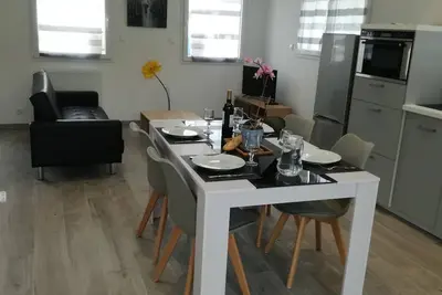 Image de appartement  Rdc 3***, jacuzzy et piscine hors-sol chauffée, 200m de la mer