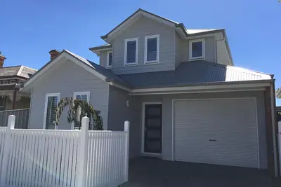 Image de Ballarat Central - Cardigan House - Emplacement Prime Lake avec Wifi et Netflix