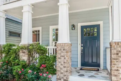 Image de Walkable Paradise by Atlanta Luxury Rentals