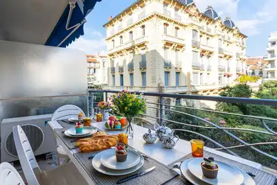 Image de Le France-Massenet Ap3015 by Riviera Holiday Homes