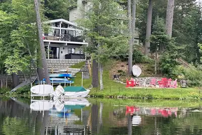 Image de Pour toute la famille, Lakefront-Adventure attend! Récemment rénové; Cadre tranquille