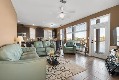 Image de Chaises / parapluie compris Rabais militaire premier intervenant * Voiturette de golf disponible 13b