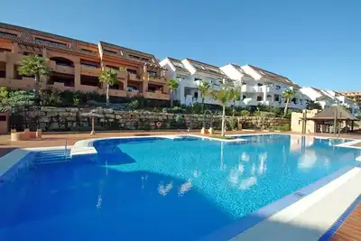 Image de Appartement Cozy de 90m² - 5 piscines privées- proche des plages et commerces