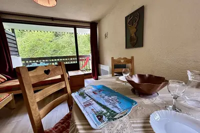 Image de Studio avec coin montagne - 4 pers, à 100m des télécabines, piscine, parking, casier à ski