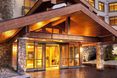 Image de Village Lodge Monache Deluxe 1br Condo w / Lr, cuisine, patio, meilleur hôtel. . .