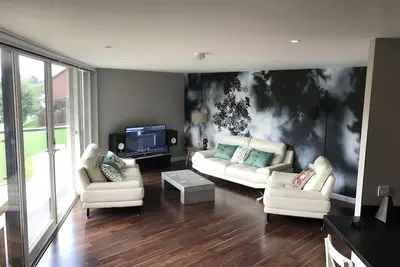 Image de Swanston Cinema Apartment