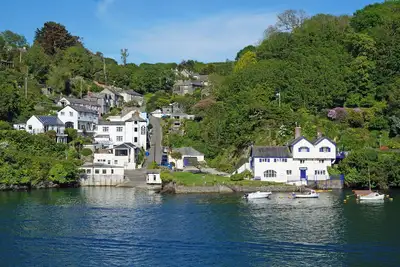 Image de Maison de vacances au bord de l'eau avec une vue fantastique