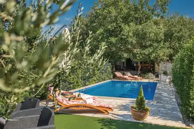 Image de Superbe maison de 2 chambres à Klek