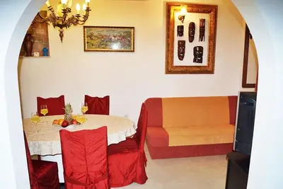 Image de Appartement de deux chambres prés de la plage Krilo Jesenice, Omis (A-15145-a)