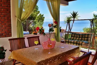 Image de Appartement de deux chambres prés de la plage Krilo Jesenice, Omis (A-15145-b)