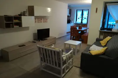 Image de Grand et lumineux appartement de trois pièces