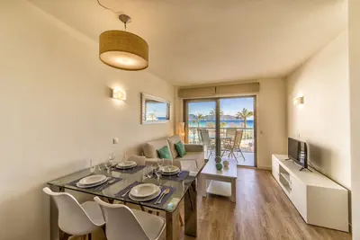 Appartement moderne avec de belles vues sur la plage de Cala Millor
