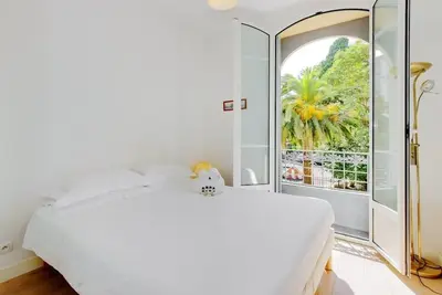 Image de A beautiful apartment tastefully decorated. . .