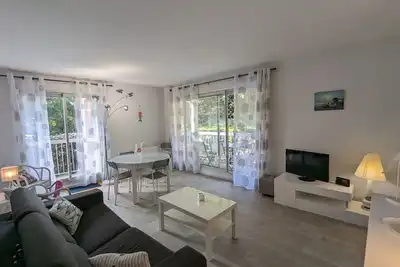 Image de Arcachon Centre - Joli T3 Tout Confort - 4 Personnes - Balcons - Parking Sécurisé